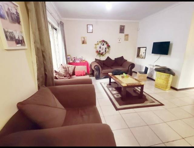 3 BEDROOM APARTMENT FOR SALE IN THE WOLDS